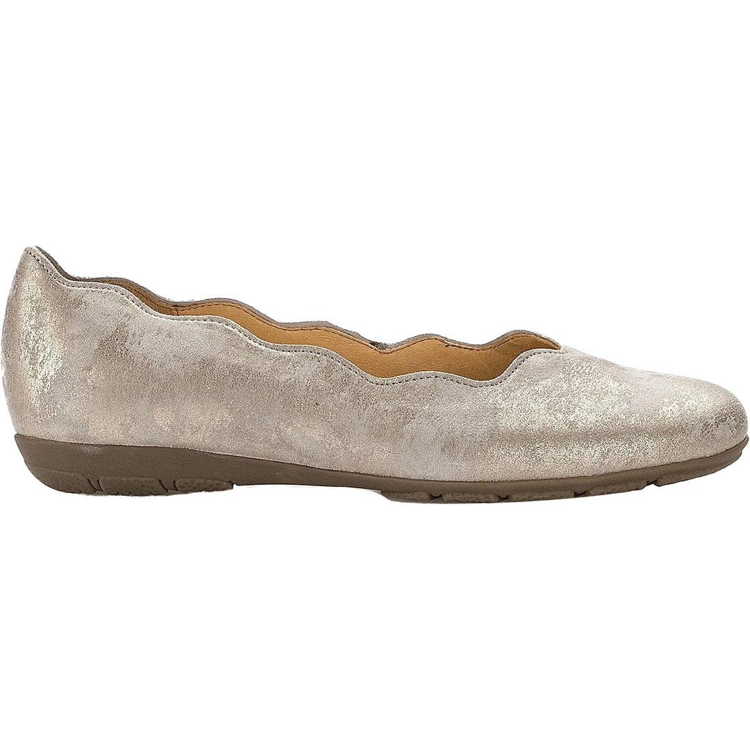 Scalloped Ballet Flat