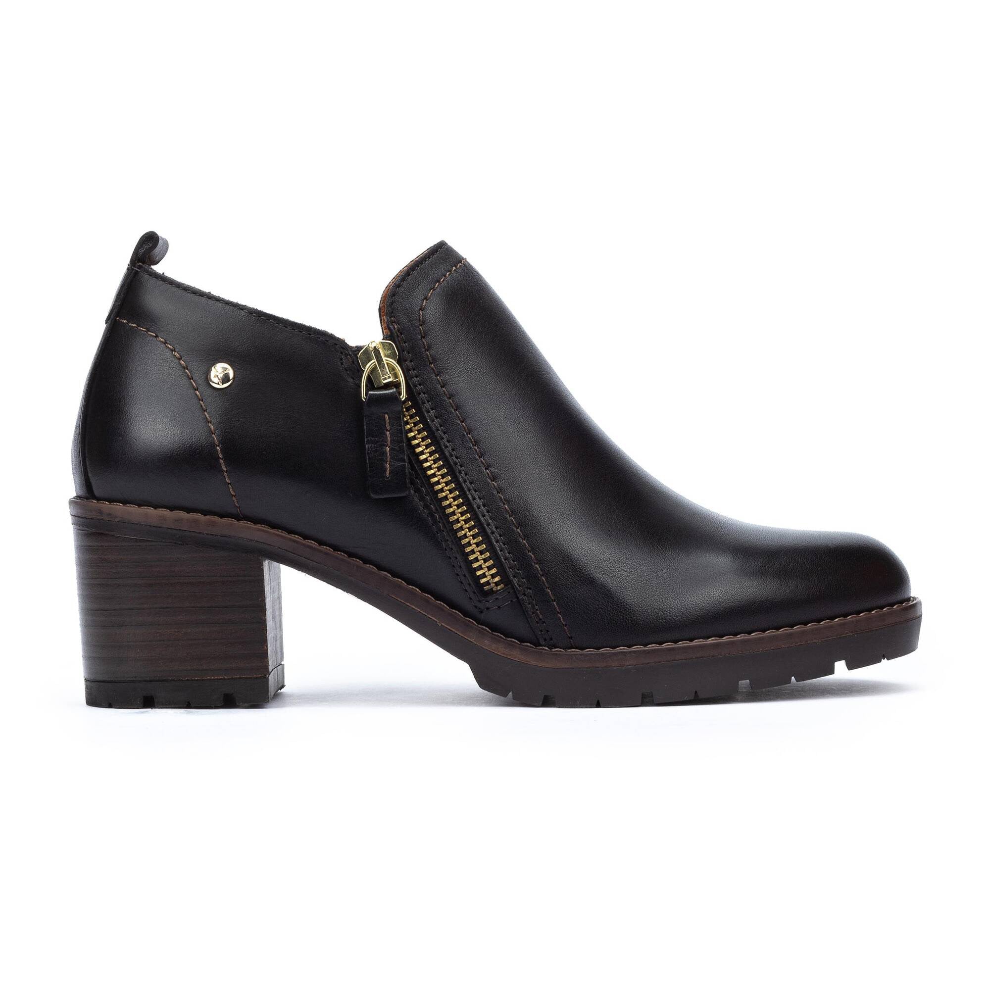 Pikolinos – SaxonShoes