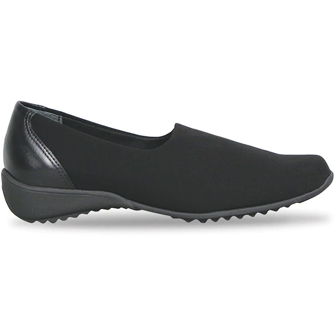 Traveler Slip-On